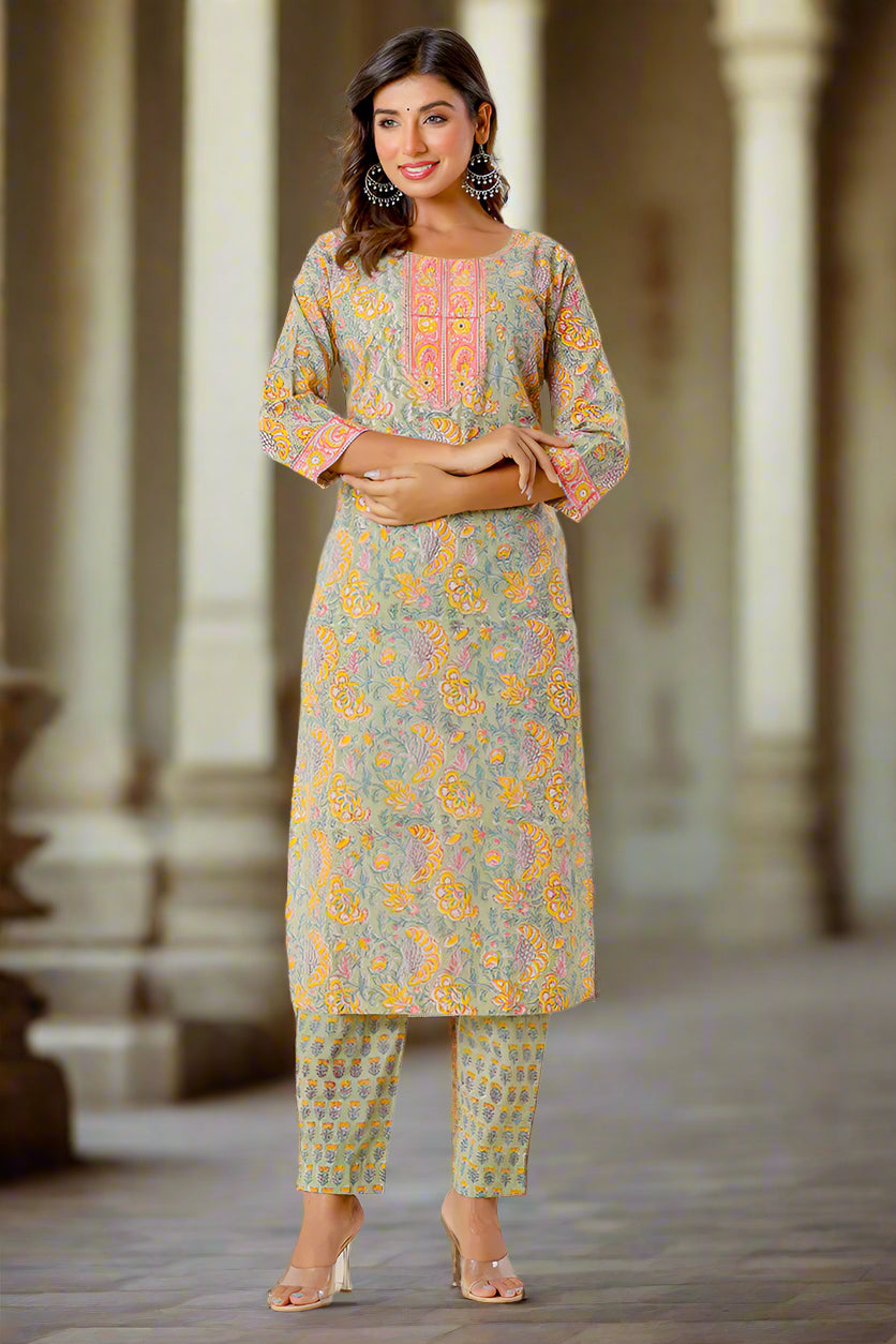 Green - Unstitched Plain Cotton Kurta Material (2.45M) 17
