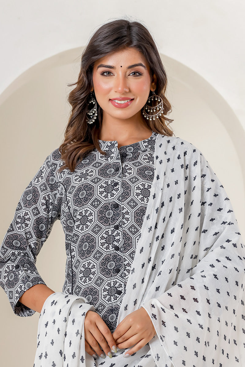 White Black Organic Mulmul Dupatta