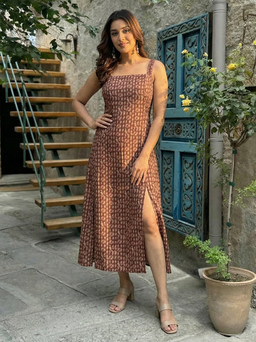 Brown square-print cotton dress, front view