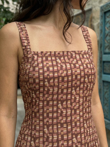 Brown square-print cotton dress, fabric detail close-up