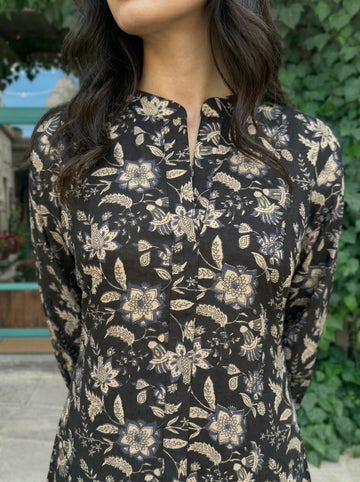 Brown printed cotton dress, fabric detail close-up